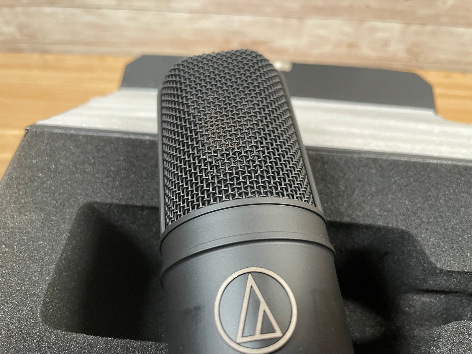 Audio-Technica AT4040 Condenser Microphone Used Toronto, ON | Cask