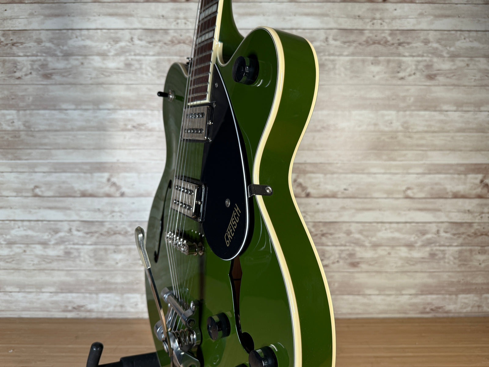 GRETSCH G2622T STREAMLINER ／IMPRL USED Gretsch G2622T Streamliner Used Toronto, ON | Cask Music