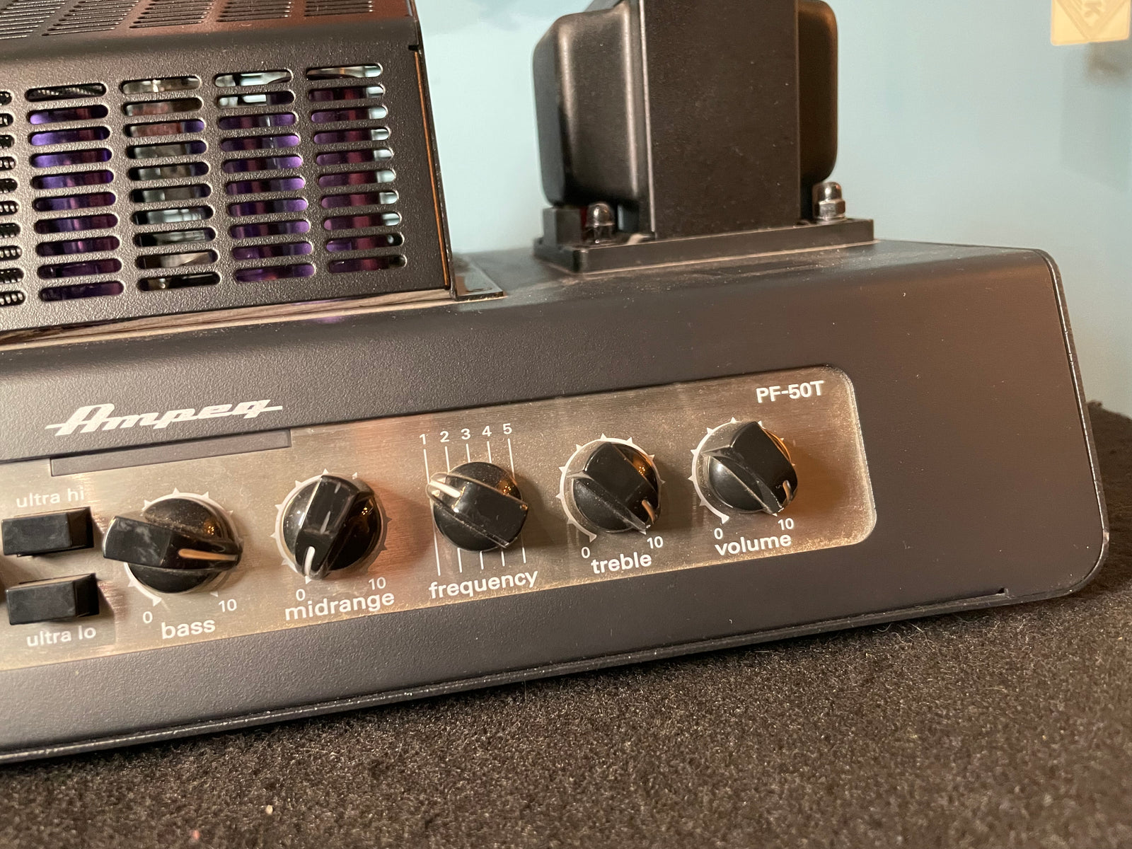 【激レア】Ampeg PF-50T Ampeg PF-50T Portaflex Bass Head Used Toronto, ON | Cask Music