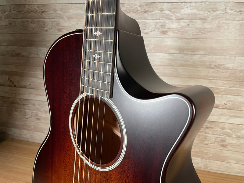 Taylor 324CE Builder's Edition Used