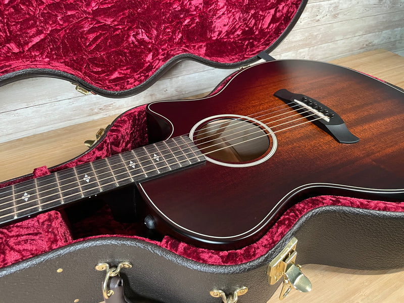 Taylor 324CE Builder's Edition Used