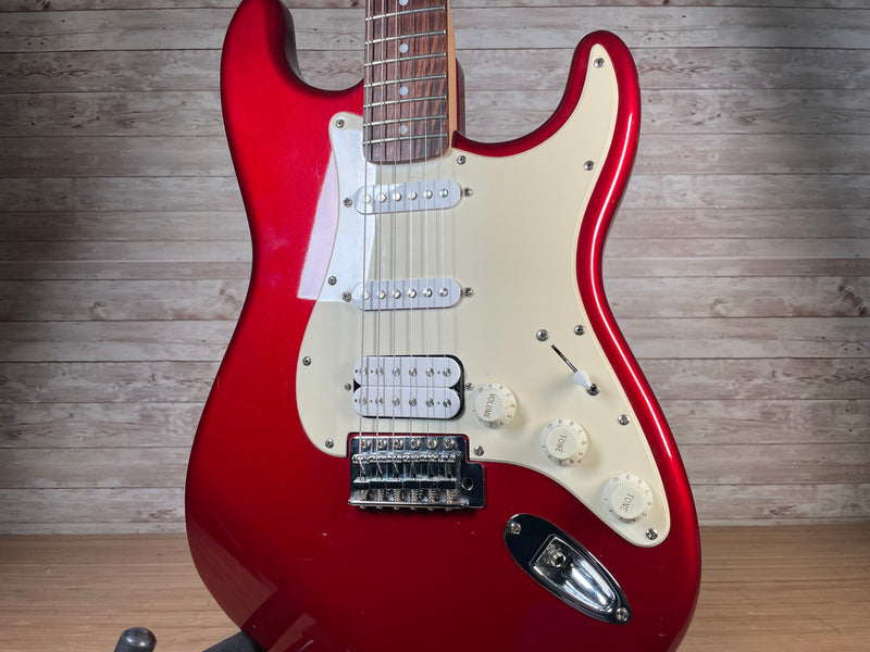 Squier Affinity Strat HSS Candy Apple Red Used