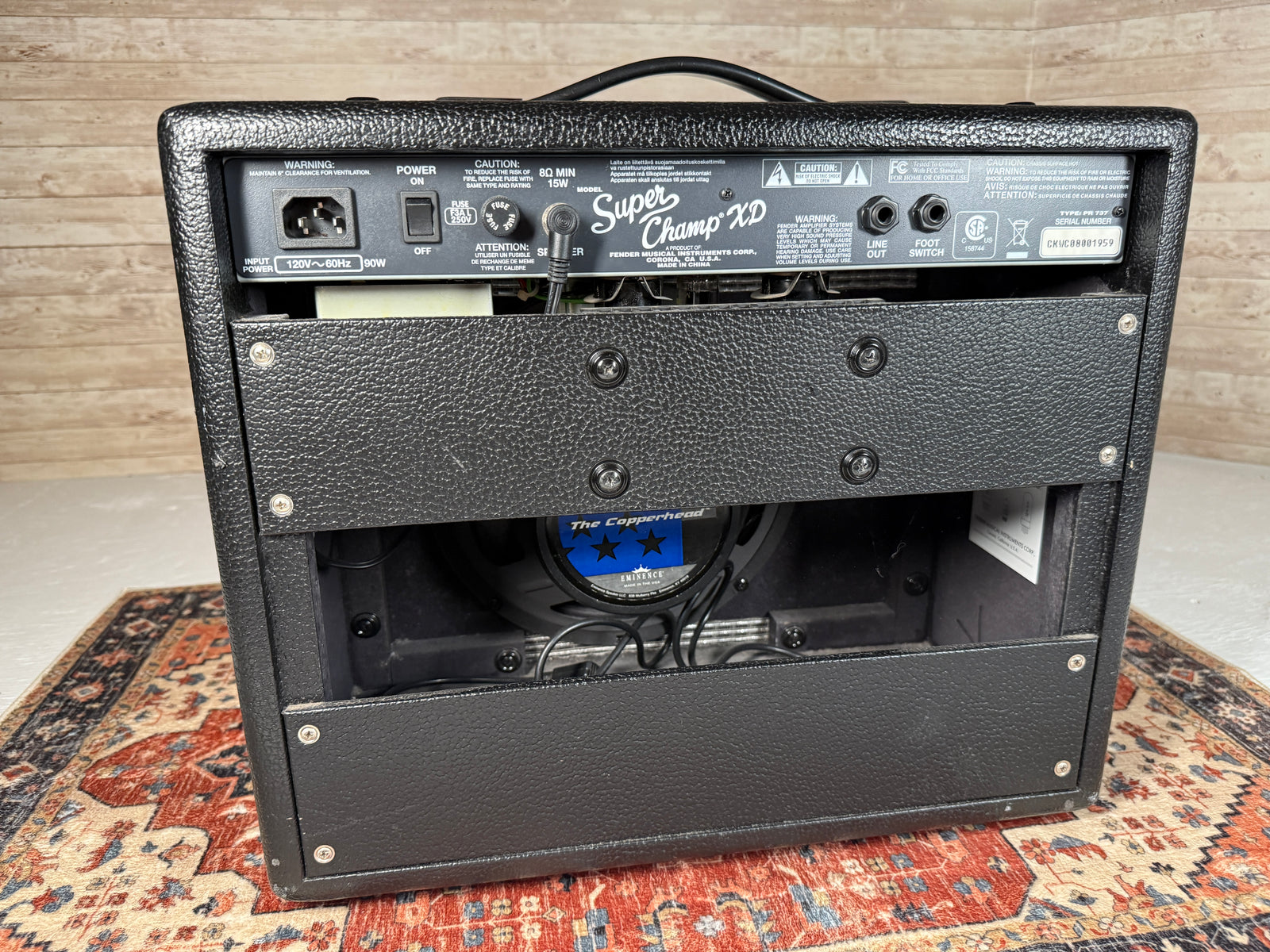 アンプ Fender superchamp XD 真空管15W キャスター付き！