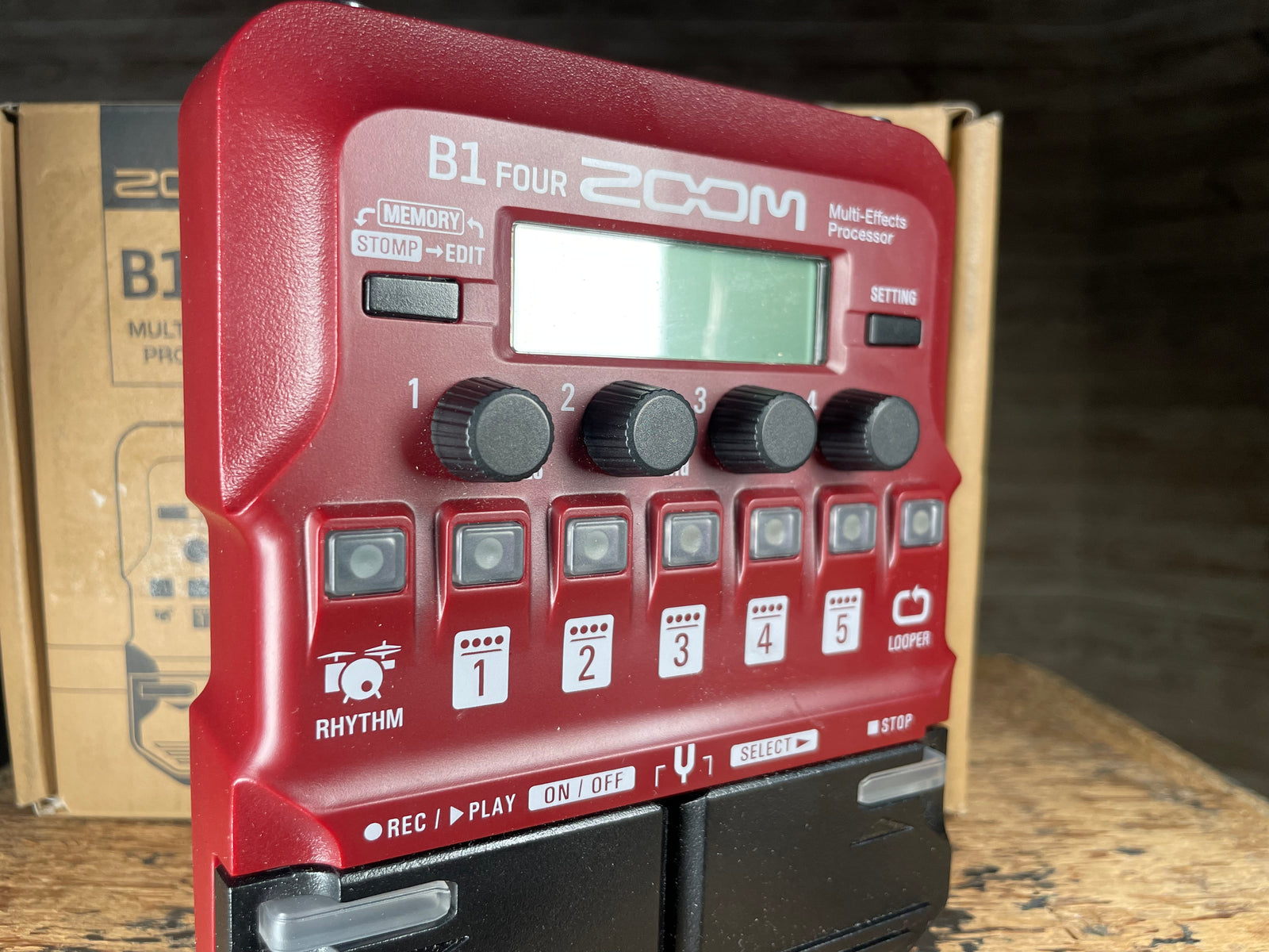 Zoom B1 Four Bass Multi-Effects with Box Hamilton, ON | Cask Music