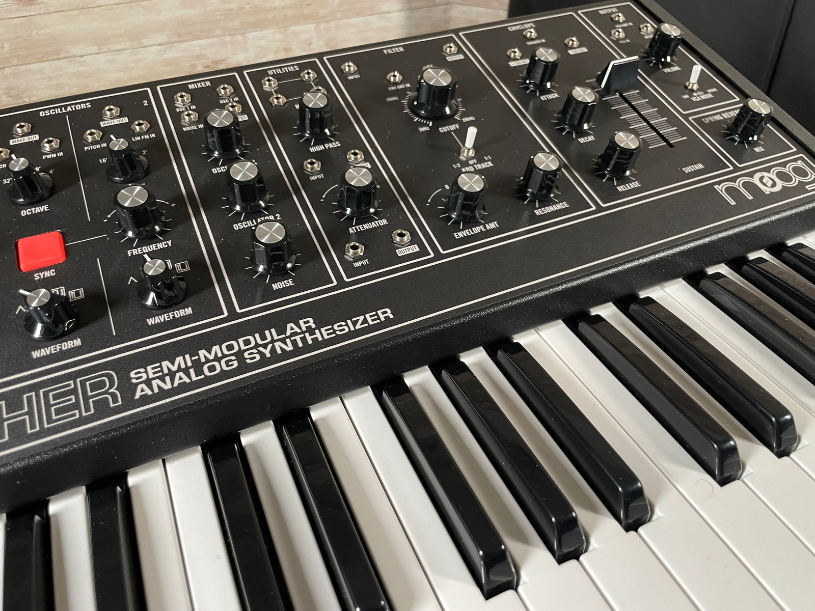 Moog Grandmother Dark + MIDIVolts CV Controller Hamilton