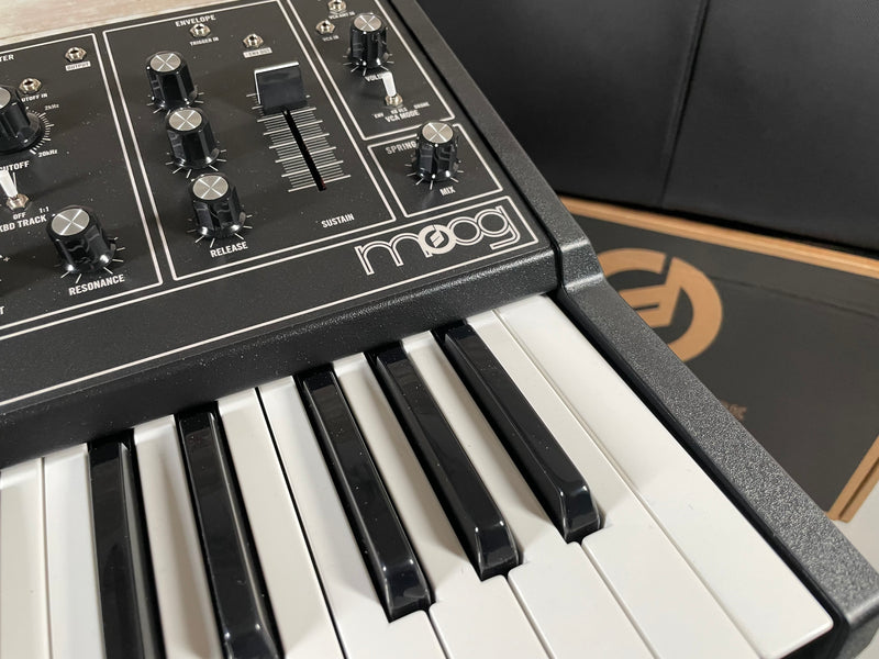 Moog Grandmother Dark Edition with MIDIVolts CV Controller Used