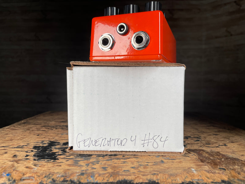 Dead Air Studios Generator 4 Drone Device with Original Box Used