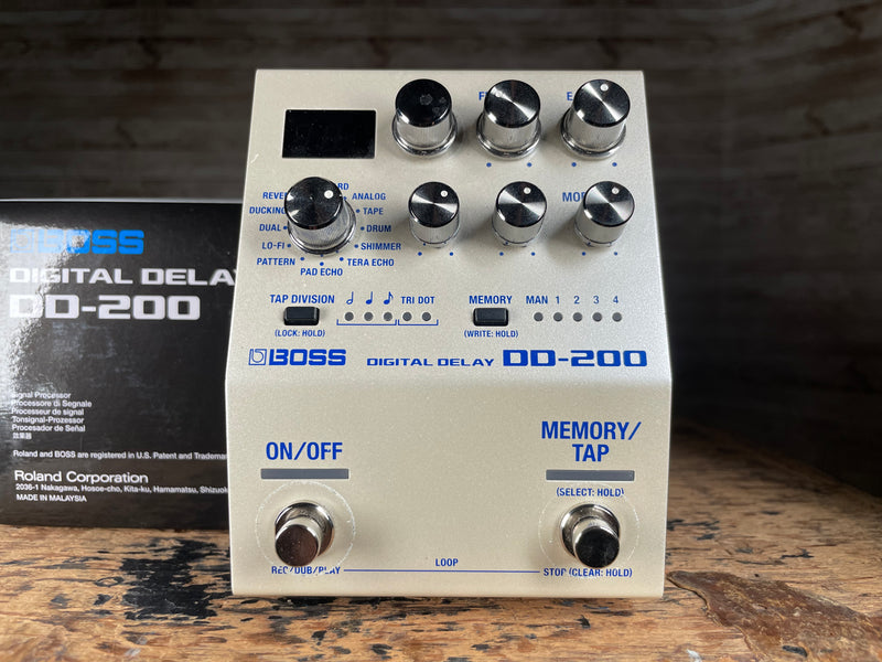 Boss DD-200 Digital Delay with Original Box Used