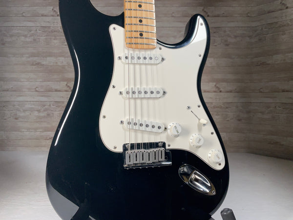 Fender Standard Stratocaster USA 1987 Used`