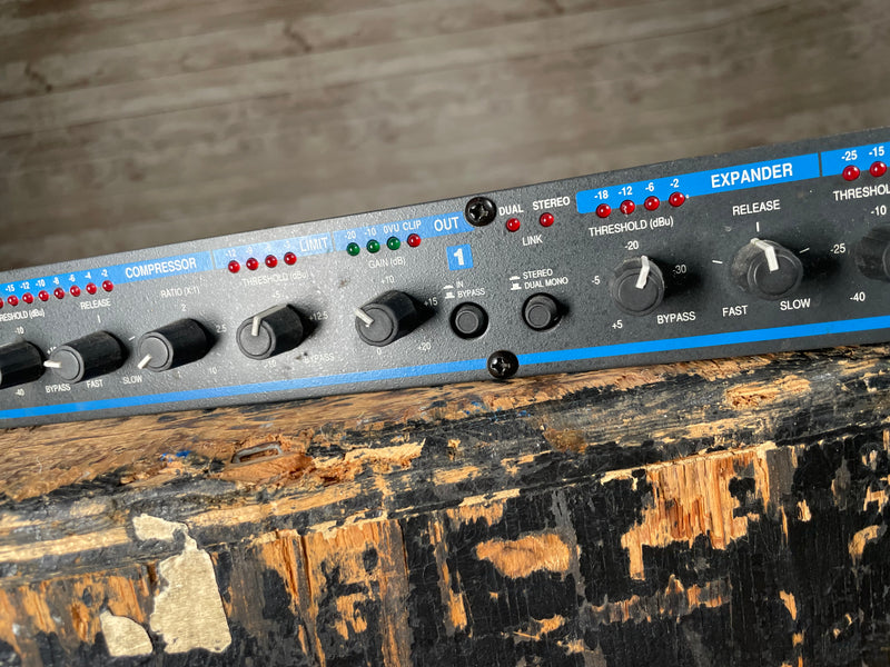 Symetrix 425 Rack Compressor/Limiter/Expander Used