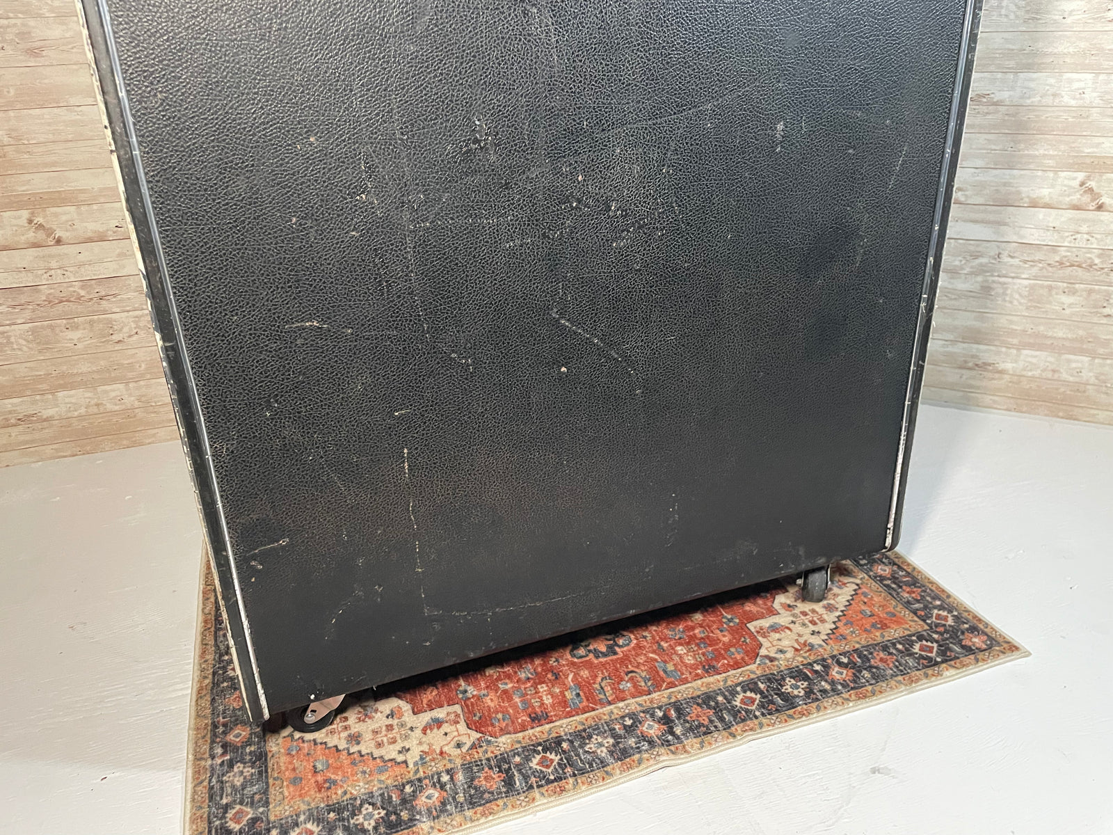 Traynor YC-810 8x10 Speaker Cabinet 1960s Used Hamilton | Cask Music