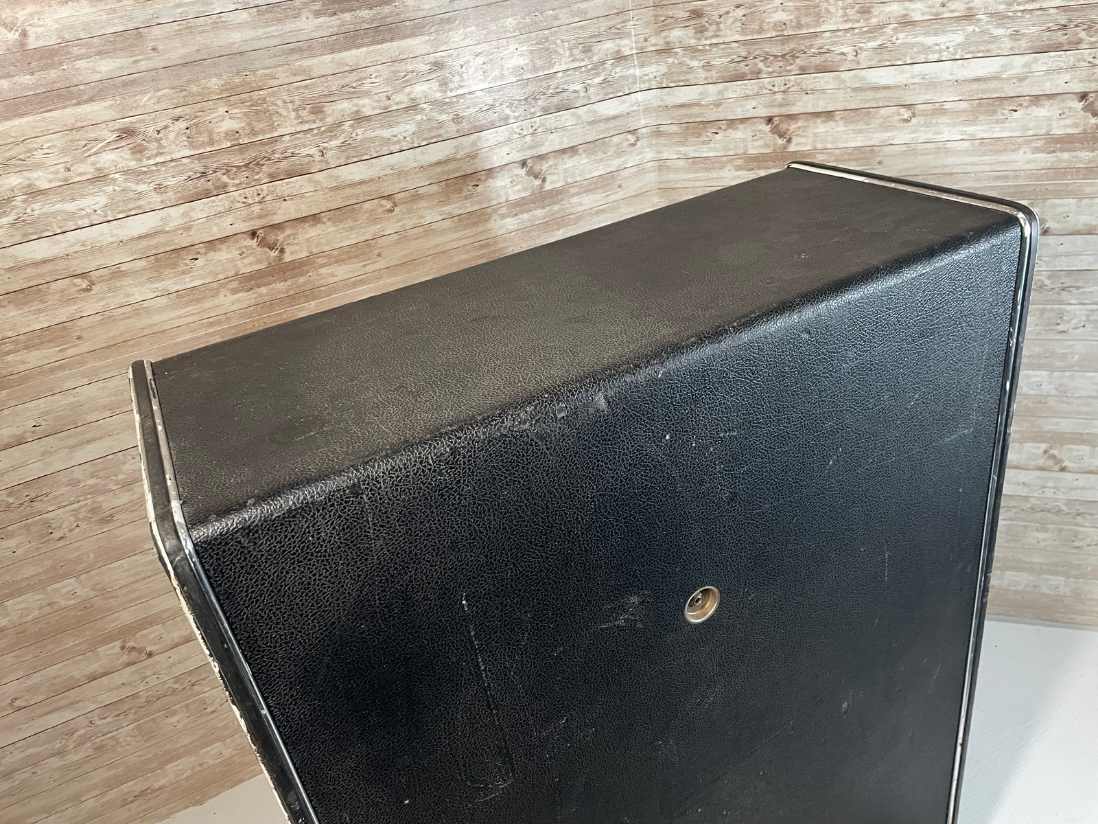 Traynor YC-810 8x10 Speaker Cabinet 1960s Used Hamilton | Cask Music