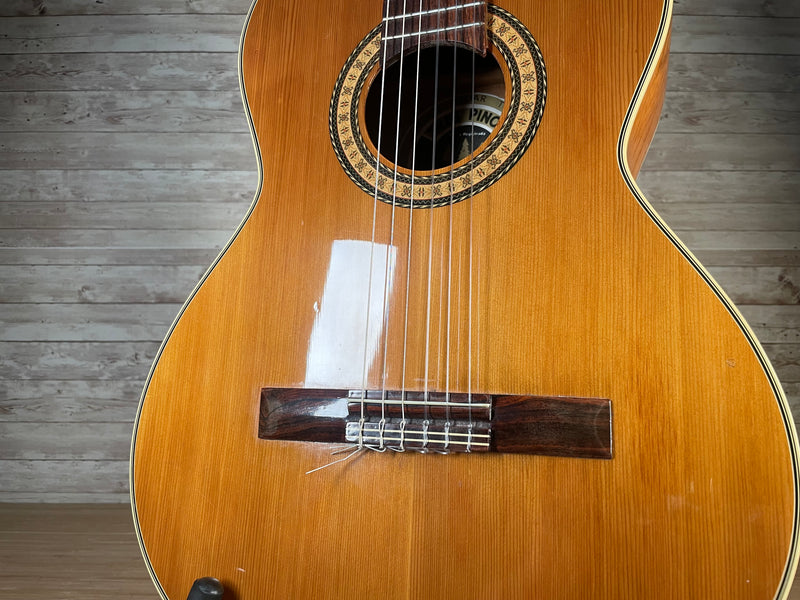 Tres Pinos Model 116 Nylon String Guitar Used