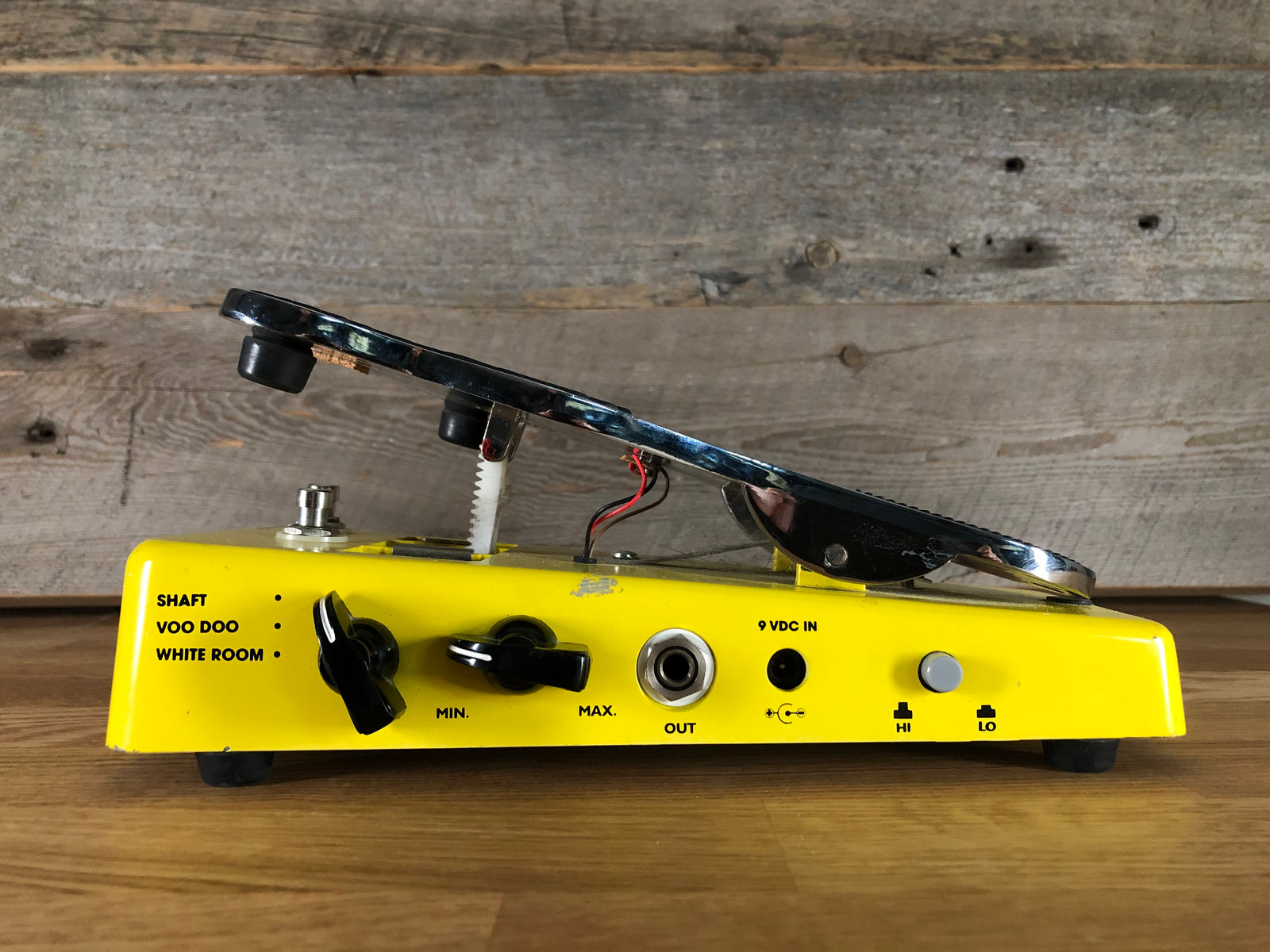 Soul Dog Snarling Dogs Mold Spore Wah Ring Modulator Toronto ON