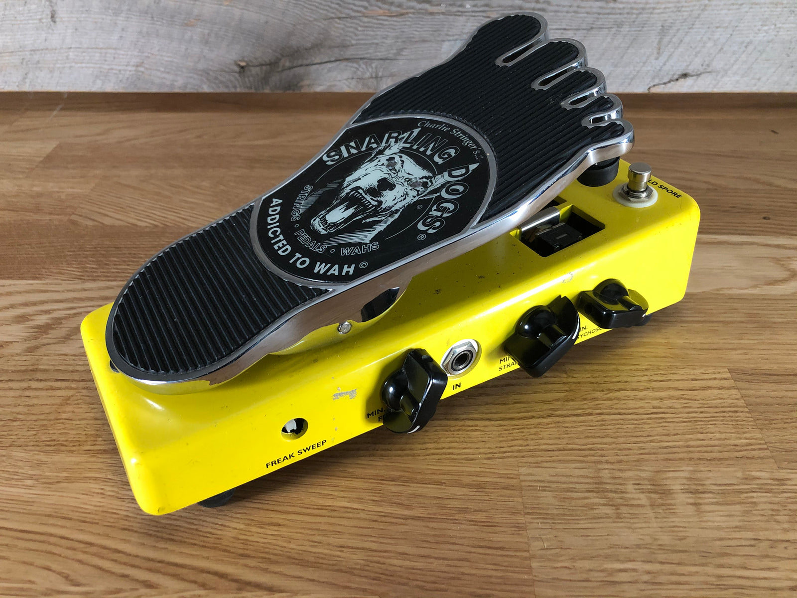 Soul Dog Snarling Dogs Mold Spore Wah Ring Modulator Toronto ON