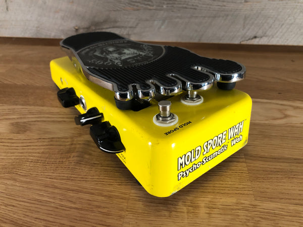 Snarling Dogs Mold Spore Psycho-Scumatic Wah Ring Modulator