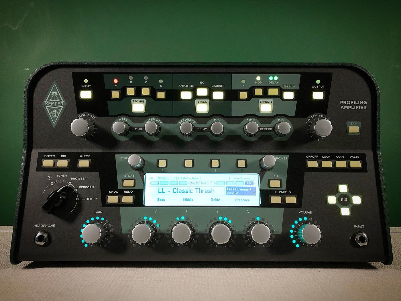 ケンパー KEMPER profiling head Kemper Amps Profiler Head - Black | Long & McQuade