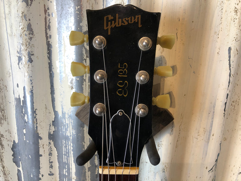 Gibson ES-135 Tobacco Burst