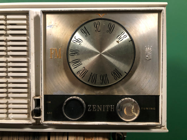 Zenith M722 Tube Radio