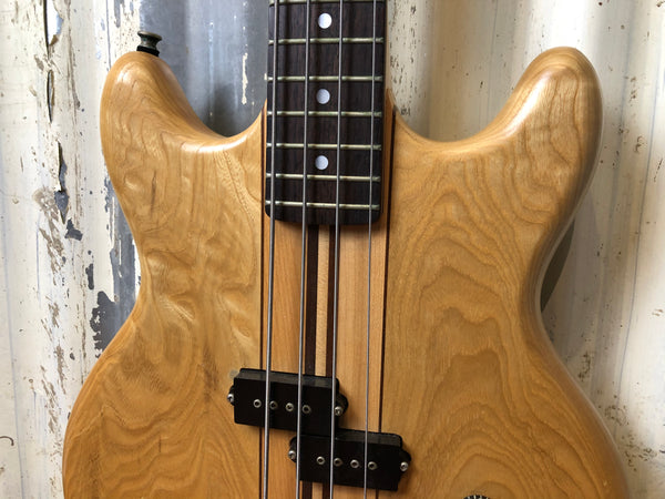 Vantage VS695B MIJ Bass