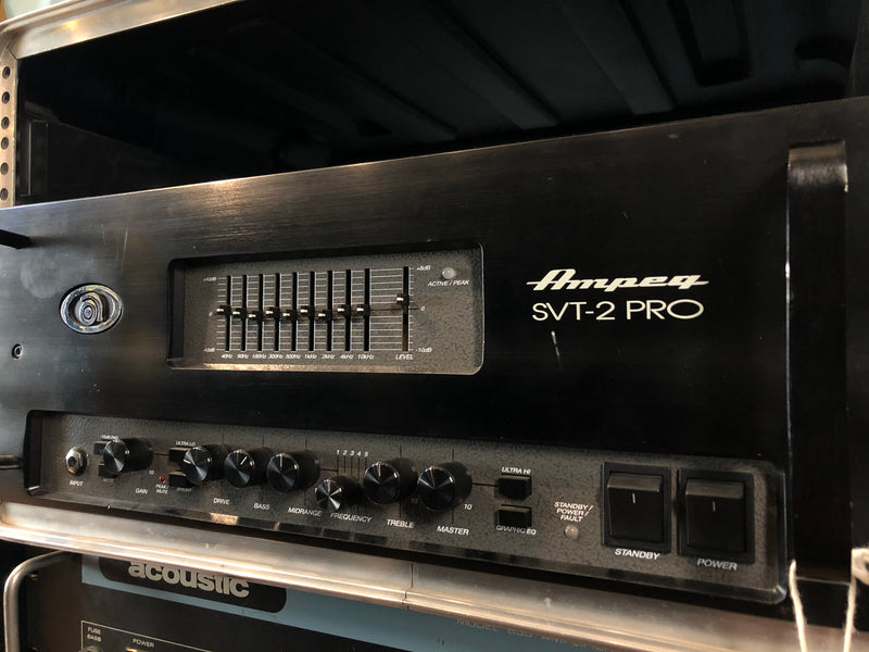 Ampeg SVT-2 Pro Bass Head with SKB Case