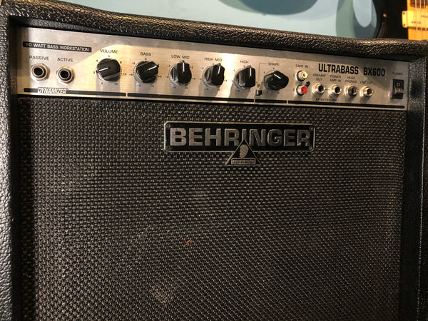 Behringer BX600 Bass Combo
