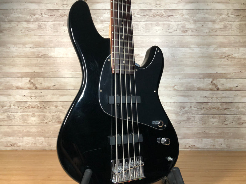 Ibanez GTR75 5-String Bass