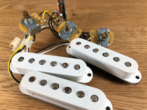 Fender MIM Stratocaster Wiring Harness Used