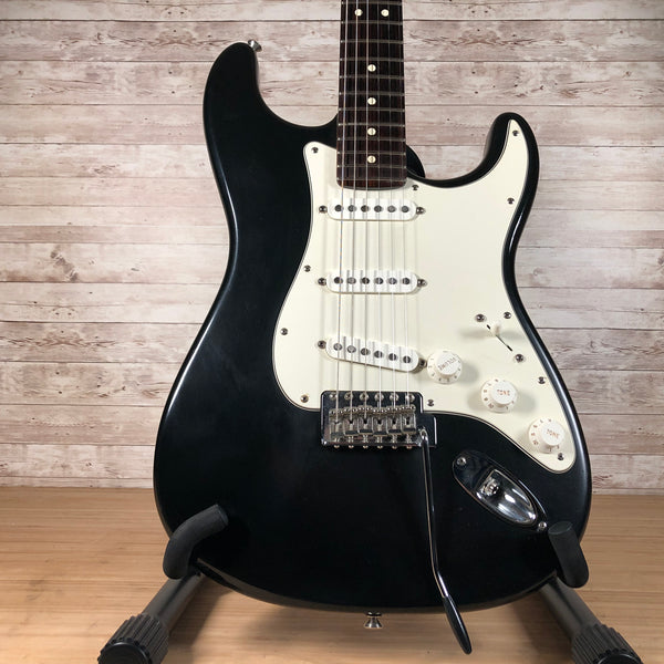 ギター Fender USA Stratocaster Highway One 2021-11-0518.13.