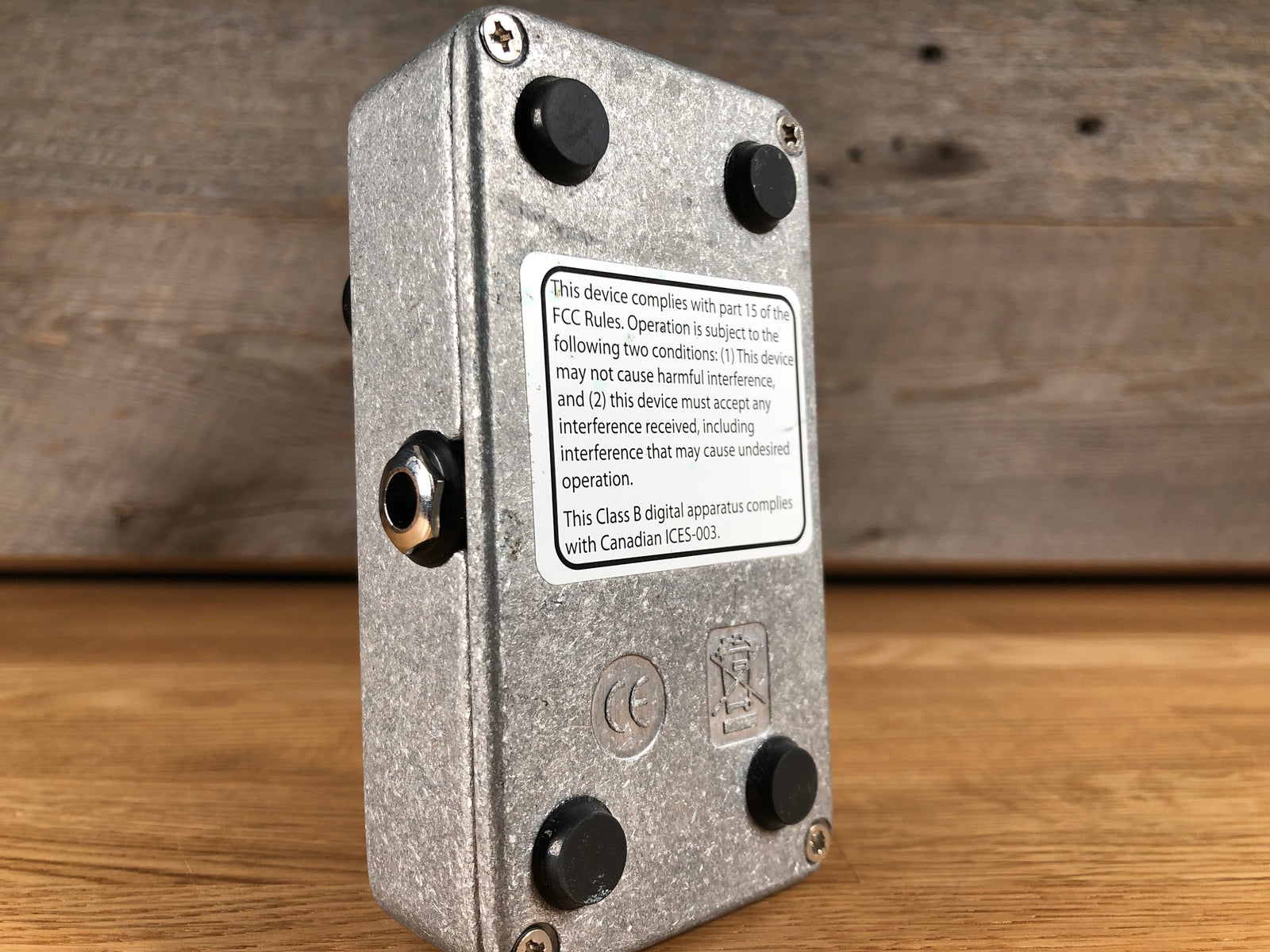 Electro-Harmonix Freeze Sound Retainer Toronto, ON | Cask Music