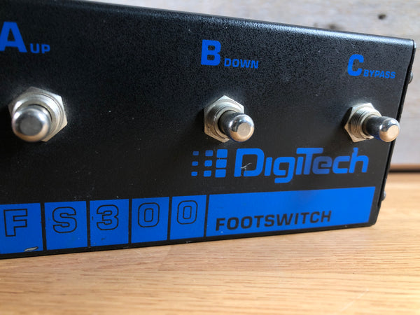 Digitech FS300 3-Button Footswitch Used