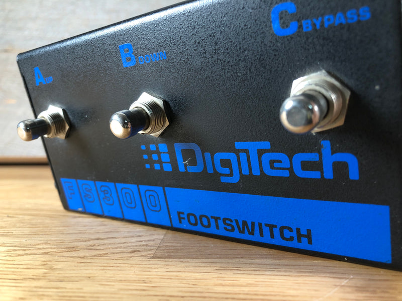 Digitech FS300 3-Button Footswitch Used