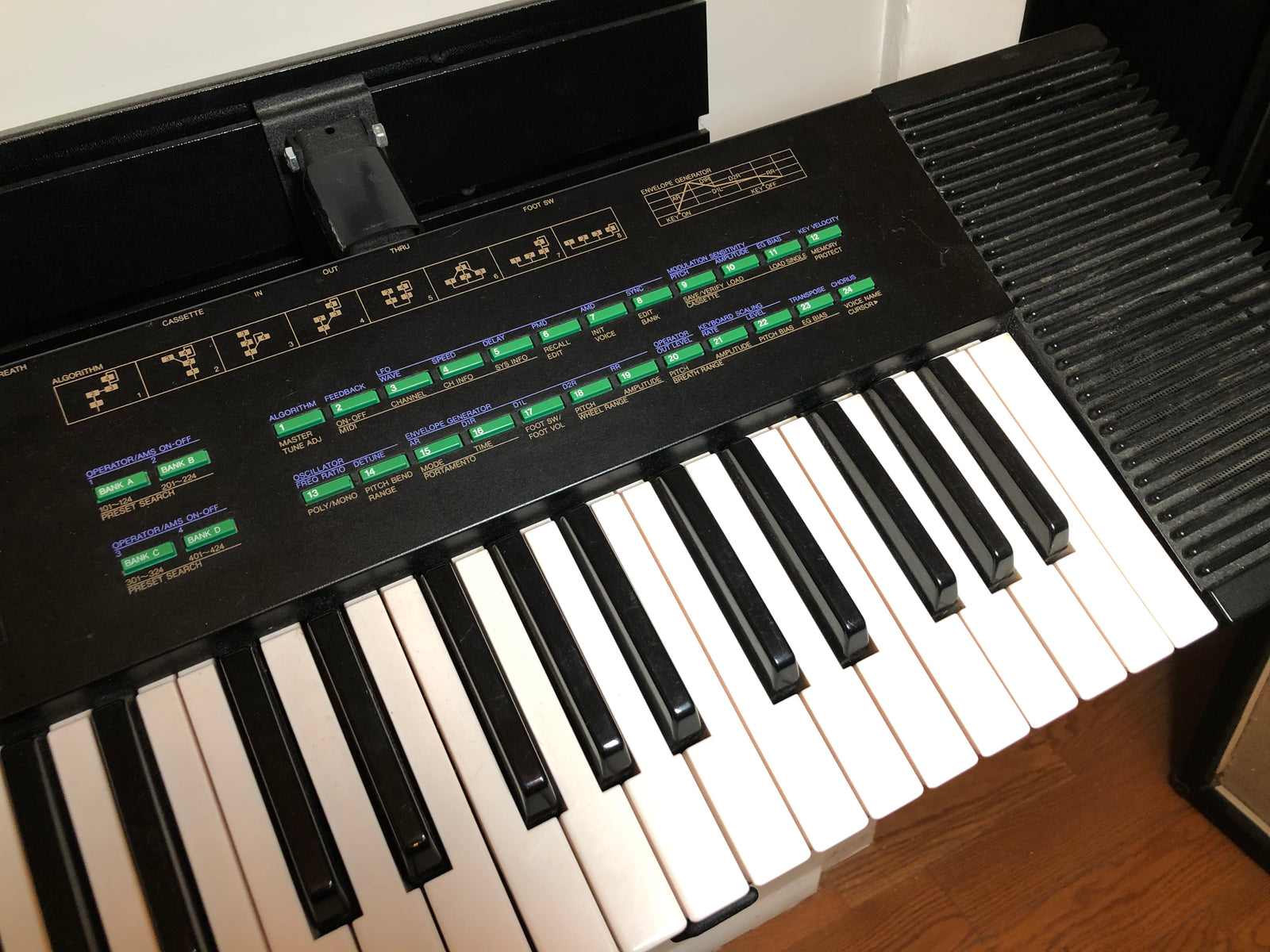 Yamaha DX27S FM Synth Keyboard Toronto, ON | Cask Music