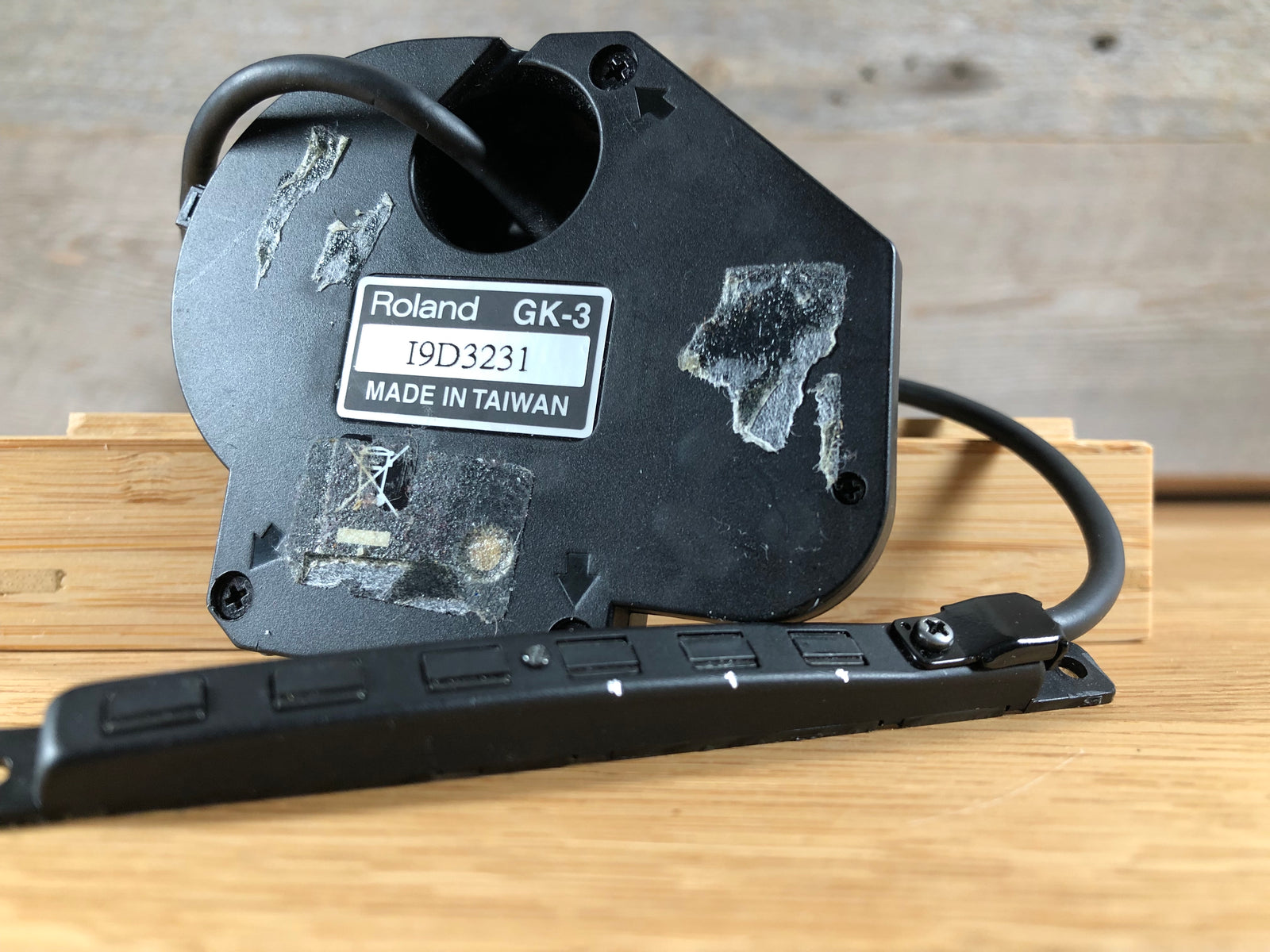 Roland GK-3 Synth Pickup Toronto, ON | Cask Music