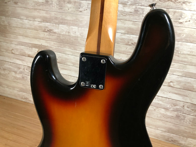 Fender MIM Jazz Bass Standard 2008