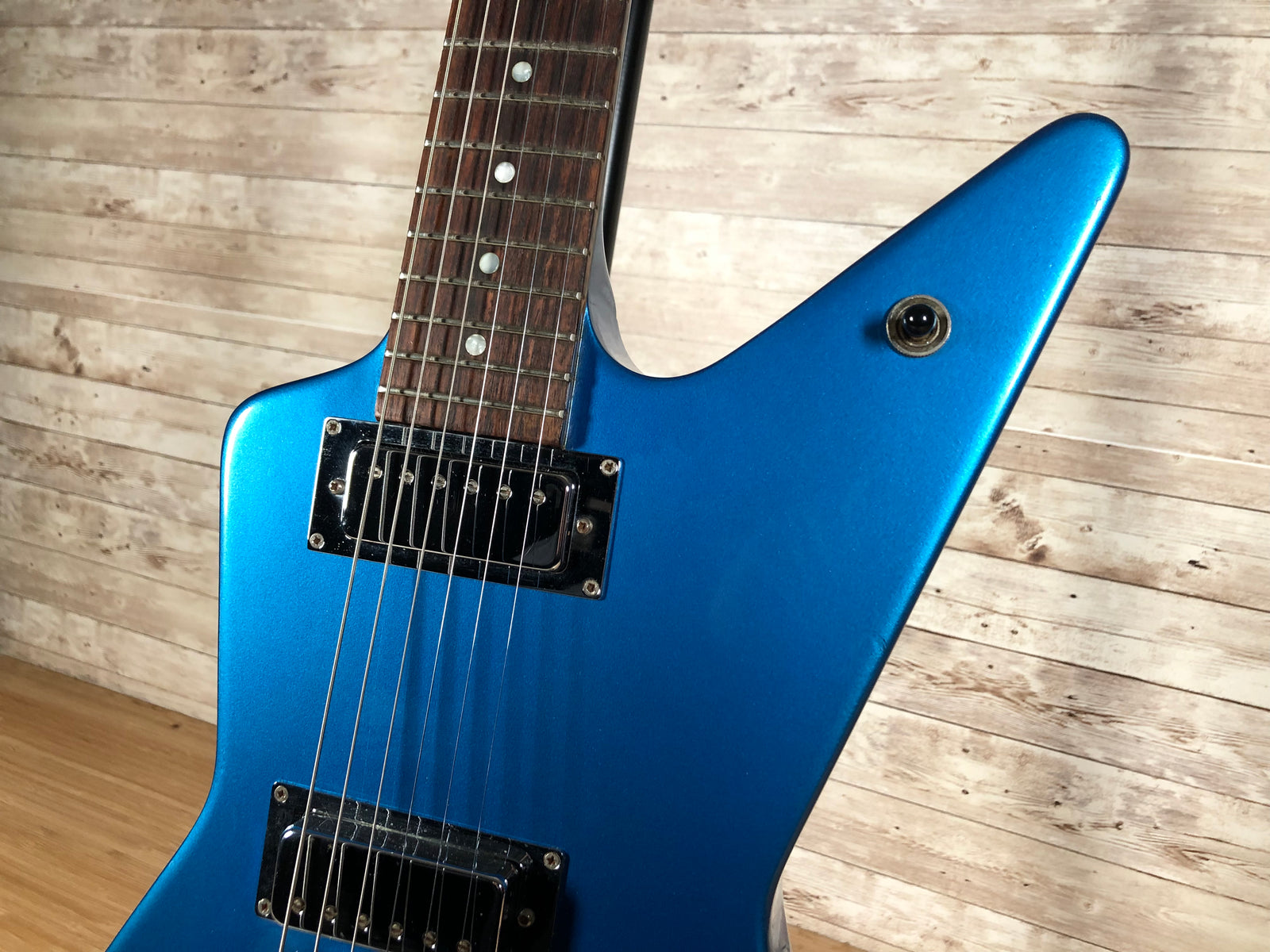 2003 Gibson X-Plorer Studio Toronto, ON | Cask Music