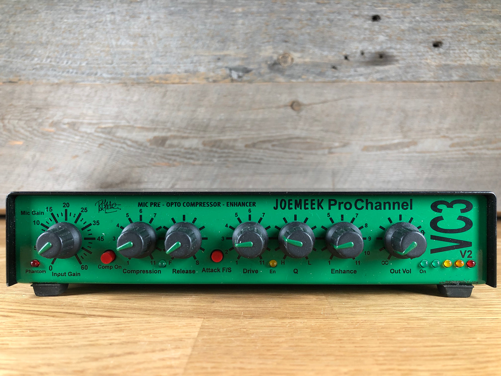 JOEMEEK ProChannel VC3 mod. 金字モデル JOEMEEK ProChannel VC3 mod. 金字モデル JOEMEEK ProChannel