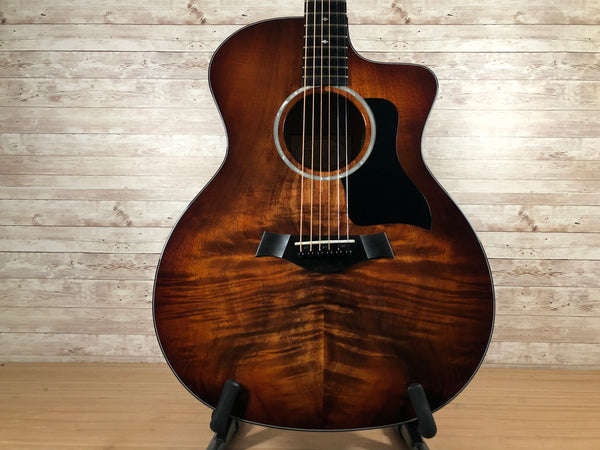 Taylor 224CE-K DLX Hawaiian Koa Acoustic/Electric Used