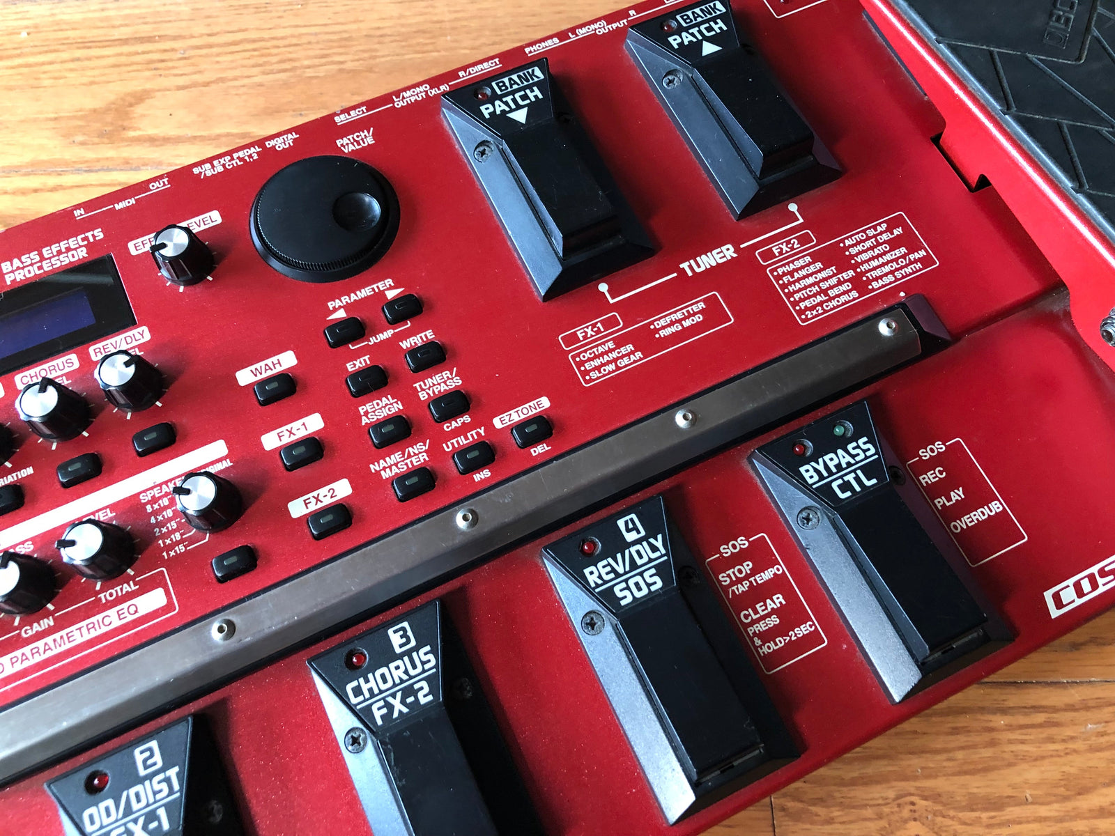 BOSS GT-6B ベース用エフェクトプロセッサー BOSS Bass Effects Processor GT-6B Guitar Multi-Effects