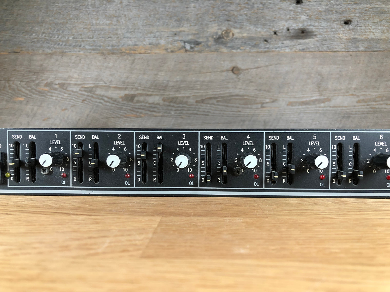 楽天市場】RANE MLM82S / 8 x 2 マイク&ステレオライン