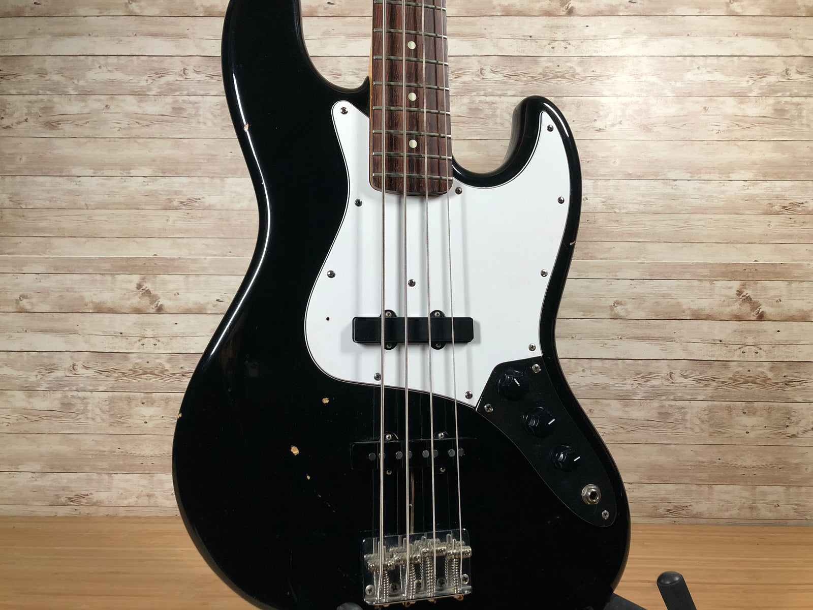 【⑫⑱追加10316】 Squier by Fender Jazz Bass Squier by Fender Affinity Jazz Bass V String, Black : Amazon