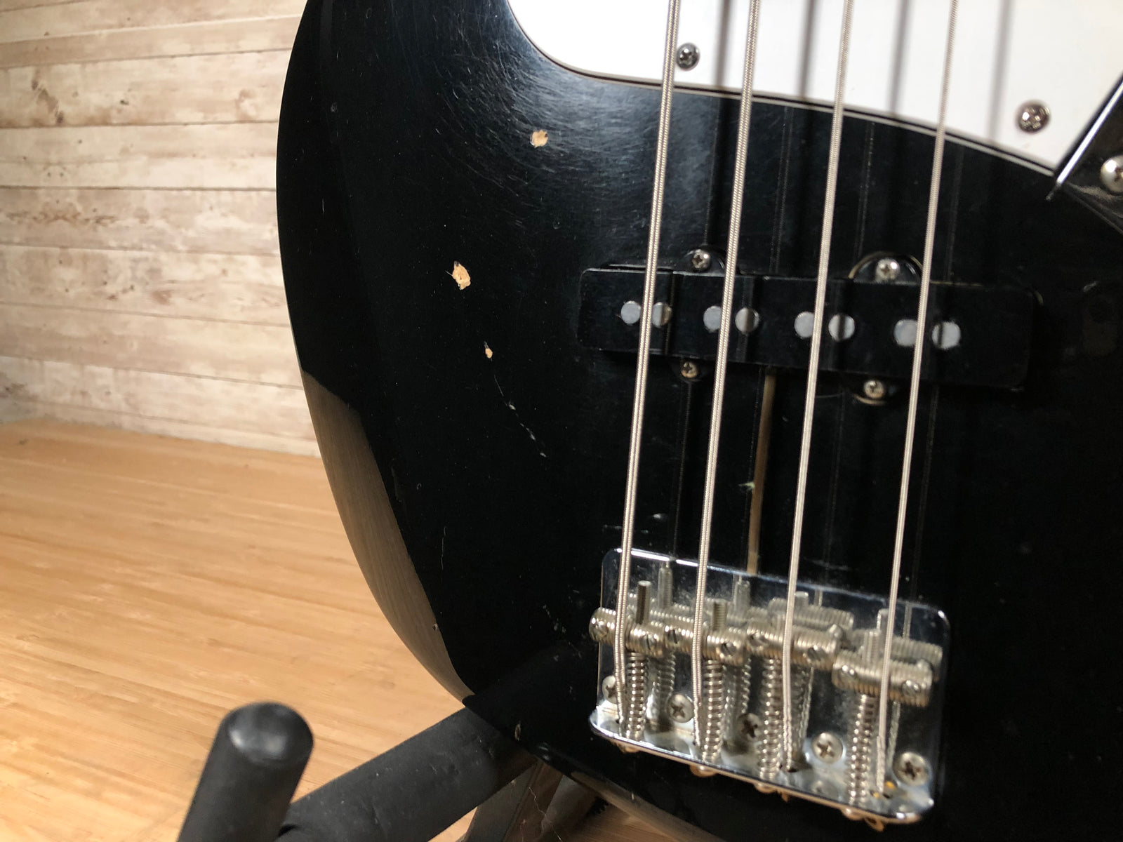 Squier E Series MIJ Jazz Bass Toronto, ON | Cask Music