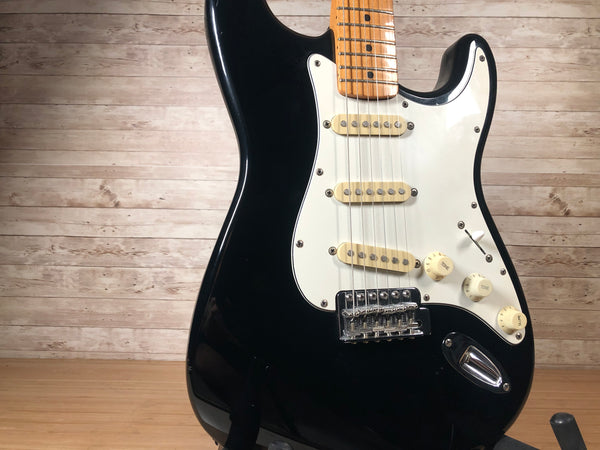 Fender 1992 MIM Stratocaster Black Used