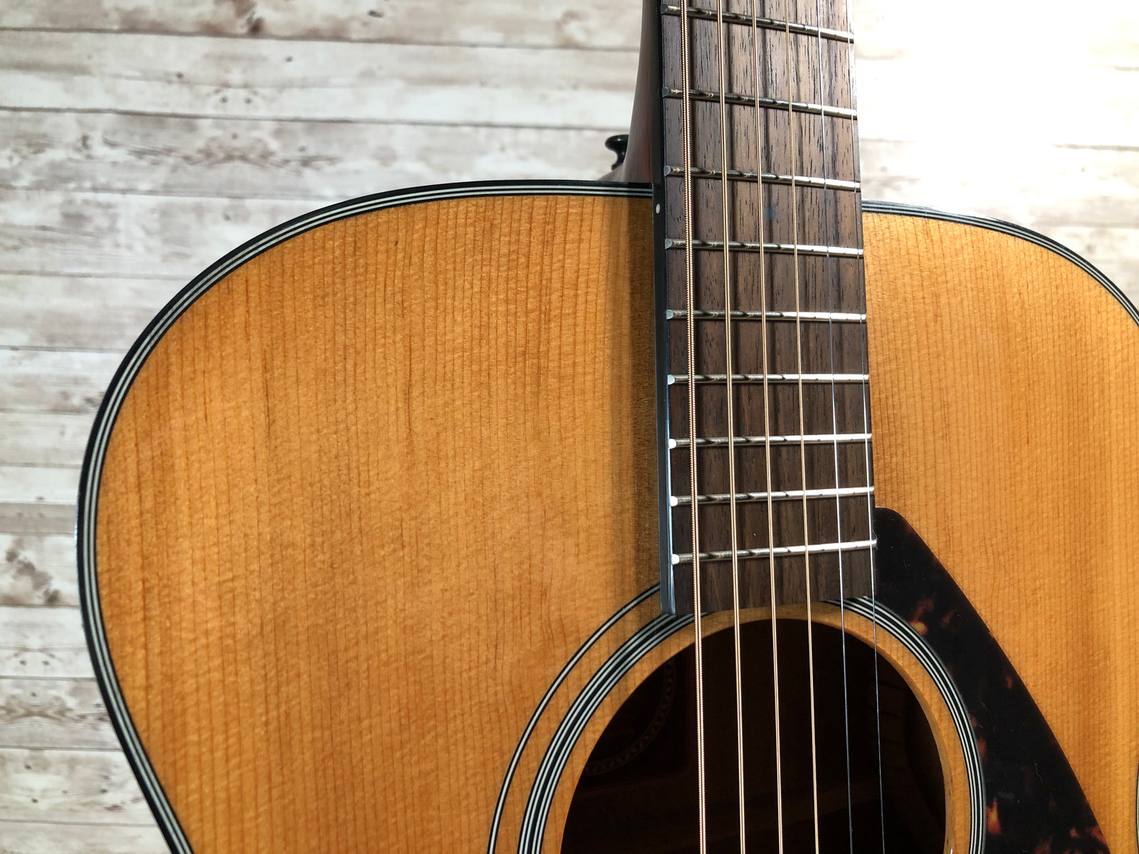 Yamaha FS700S Acoustic Used Toronto, ON | Cask Music
