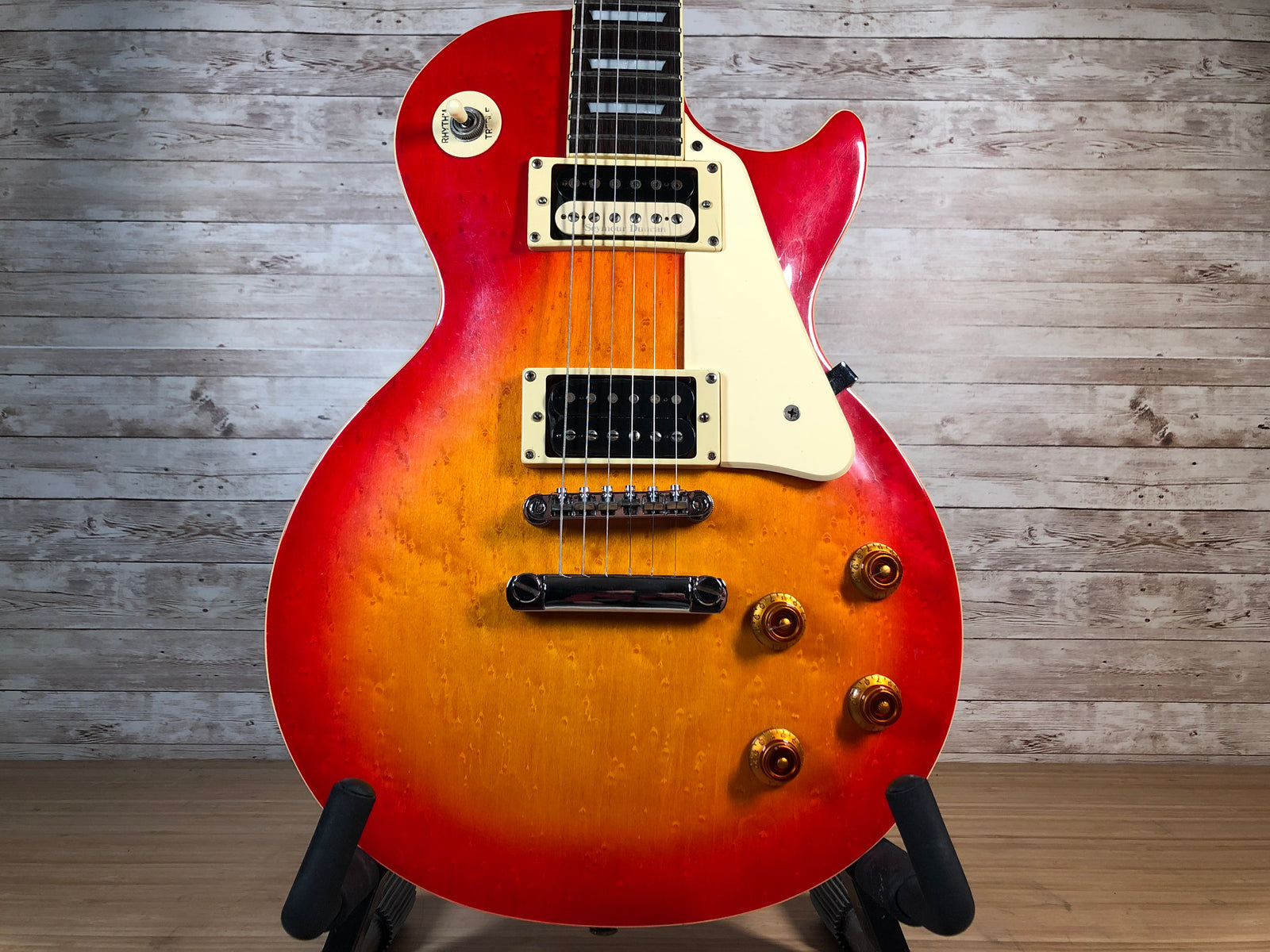 ギター Epiphone Les Paul CH 2000s Epiphone MIK Les Paul Standard 2000 Used Toronto, ON | Cask