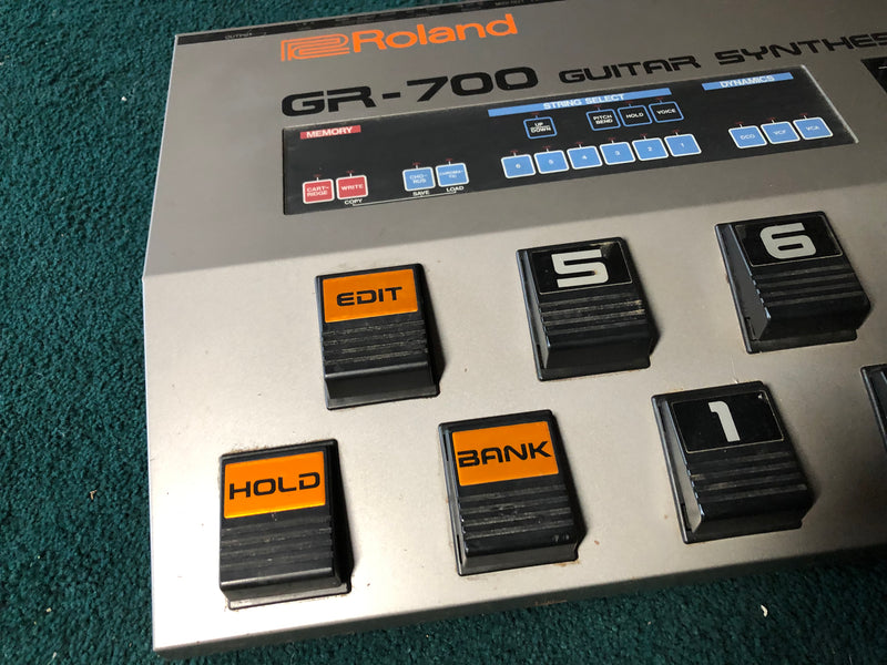 Roland GR-700 Guitar Synthesizer Used