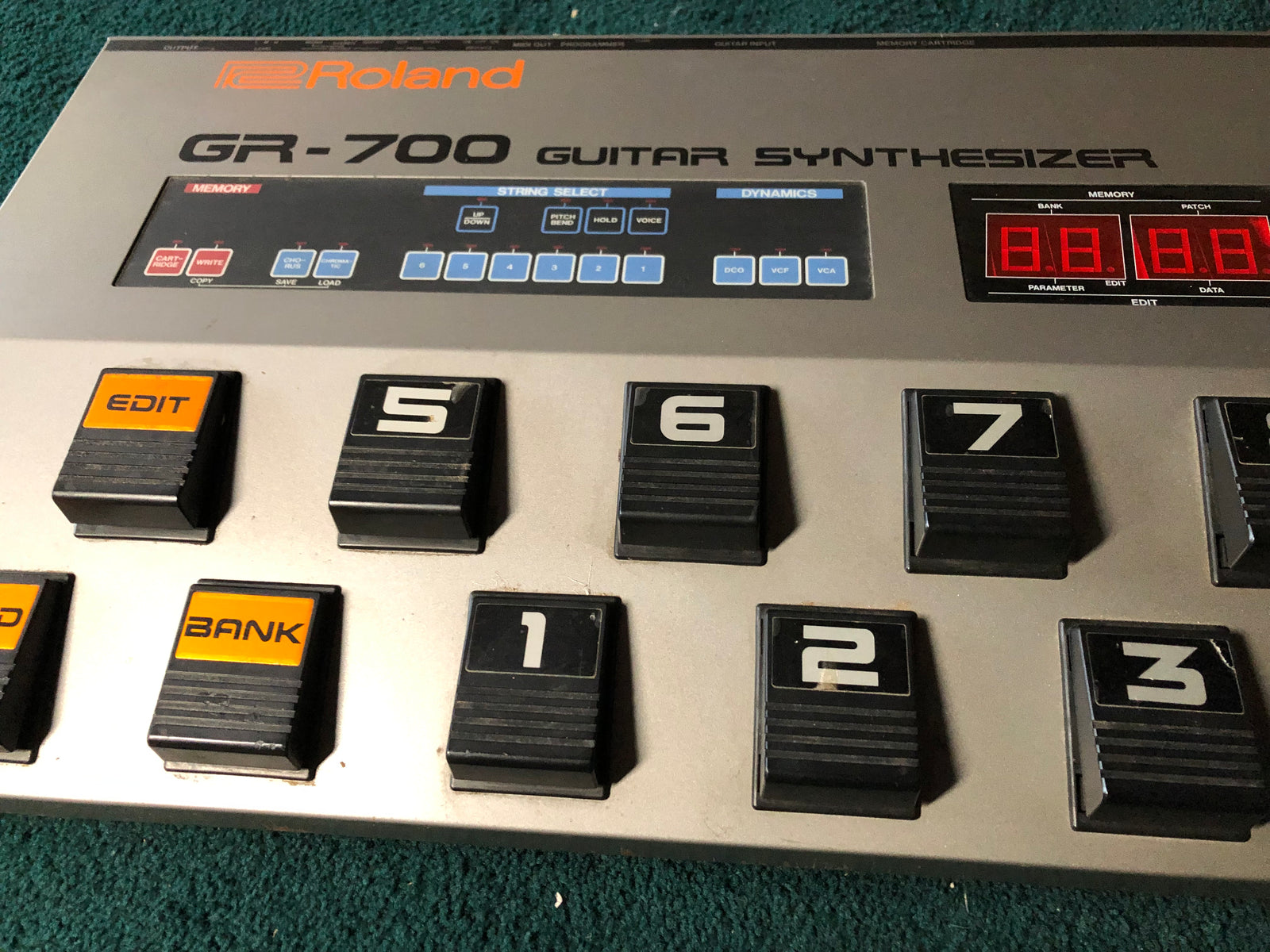 Roland GR-700 Guitar Synthesizer Used Toronto, ON | Cask Music