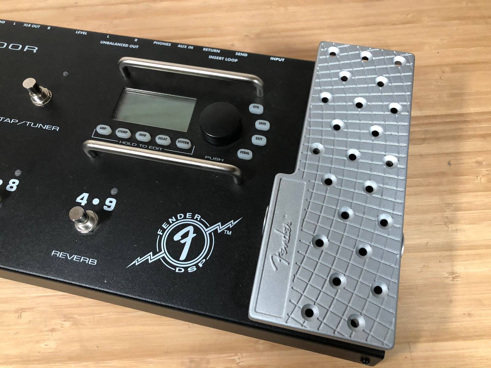 Fender Mustang Floor Effects Processor Used Toronto, ON | Cask Music