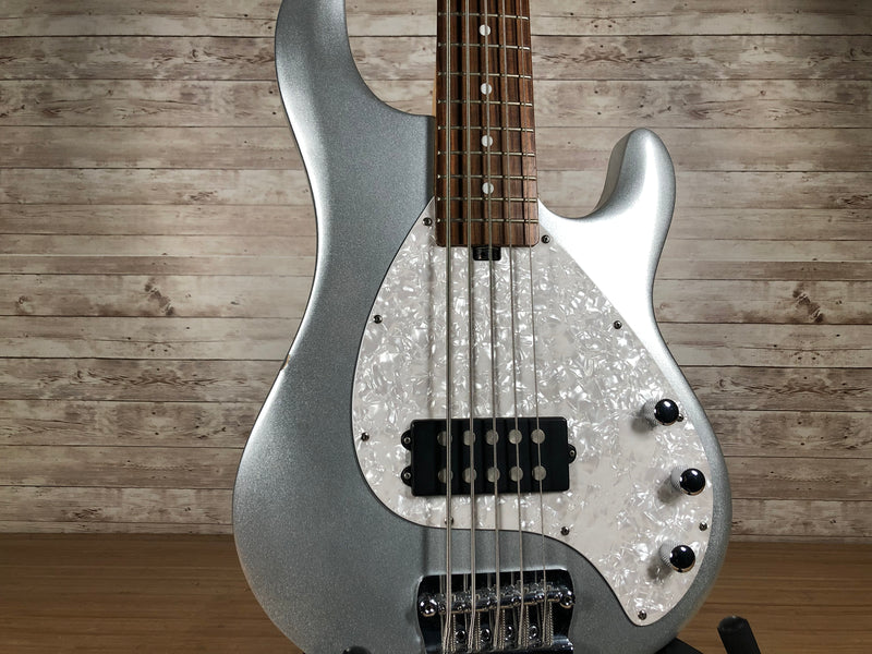 OLP MM3 5-String Bass Used