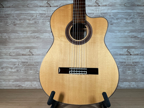 Cordoba GK Studio Acoustic/Electric Cutaway Flamenco Used